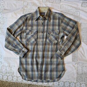 Pendleton Men’s 100% Virgin Wool Board Shirt Original Surf Plaid Size Medium
